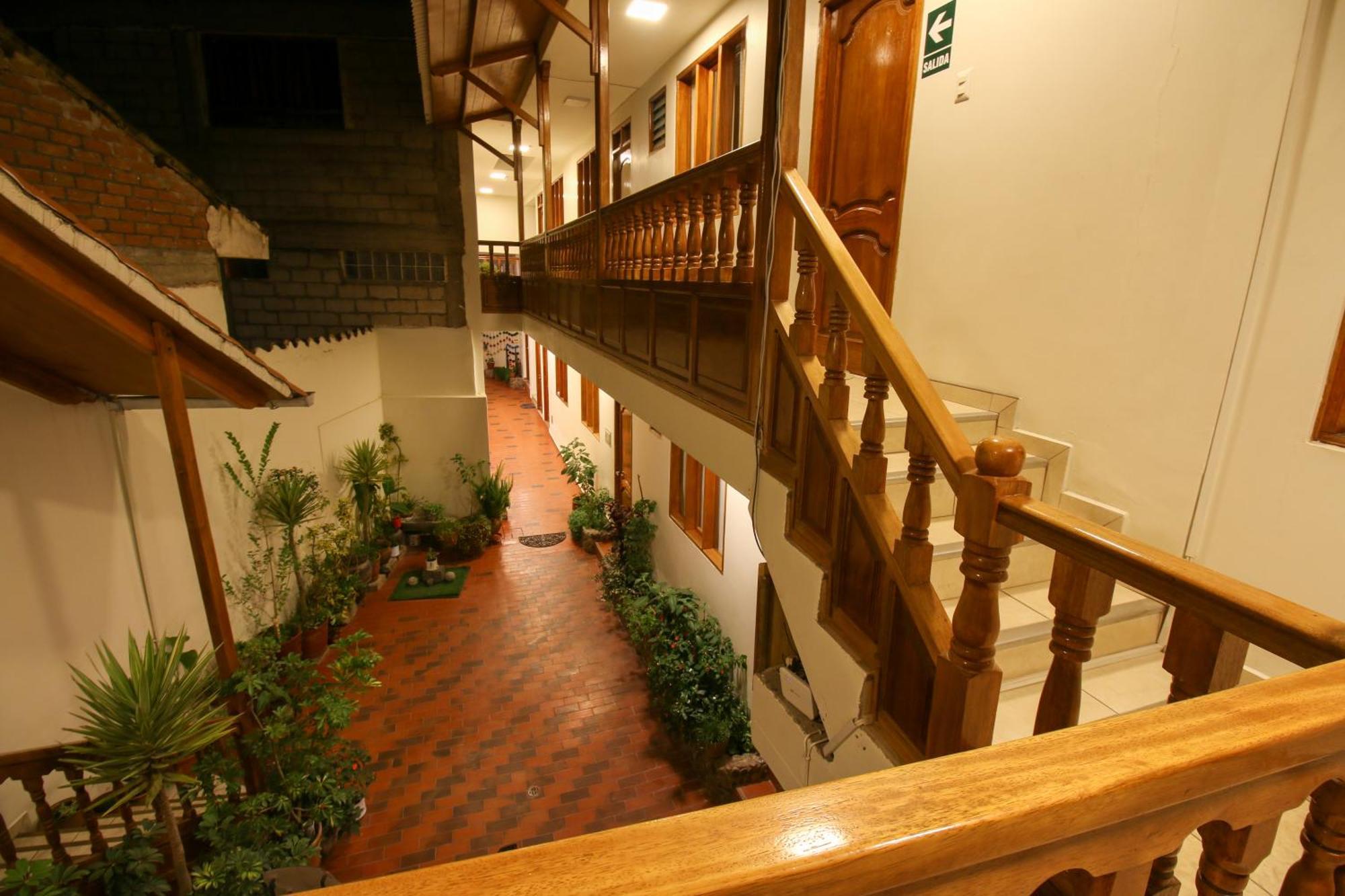 Hotel El Chasqui Ollantaytambo Exterior foto